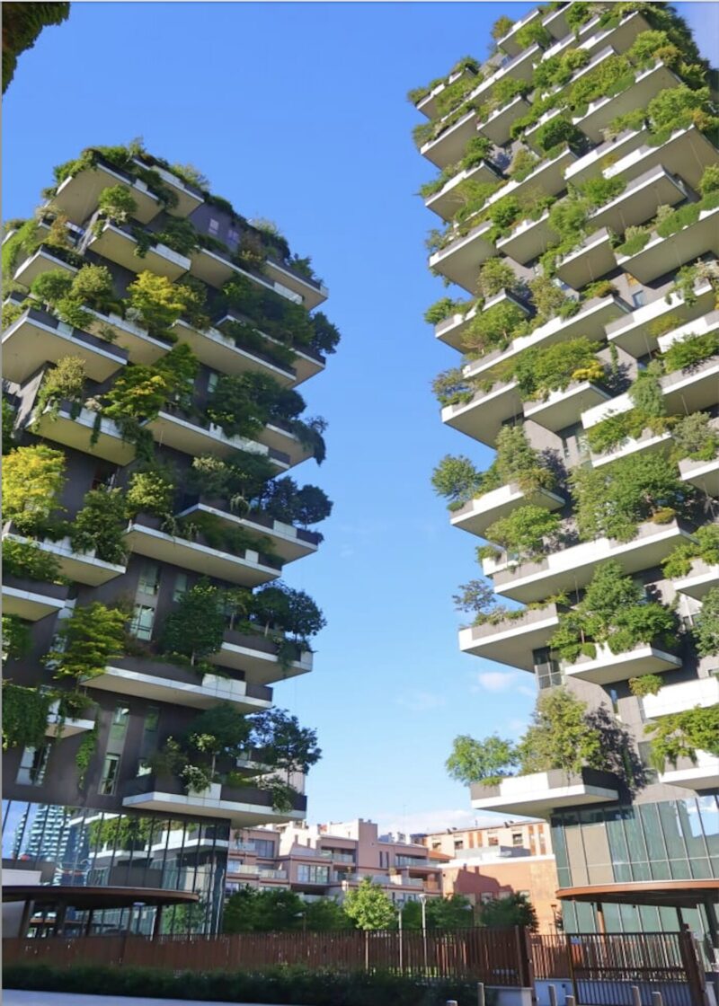 Milan, Salone del Mobile & Lakes